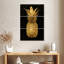 Yarlin, ananas doré sur fond noir I-108629786