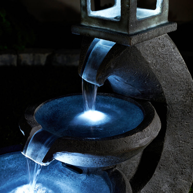 Fontaine d'extérieur à niveaux Pagoda avec 3 DEL blanches