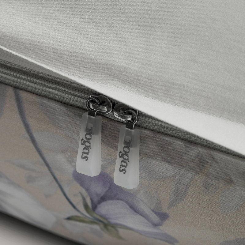 Bedding, Queen