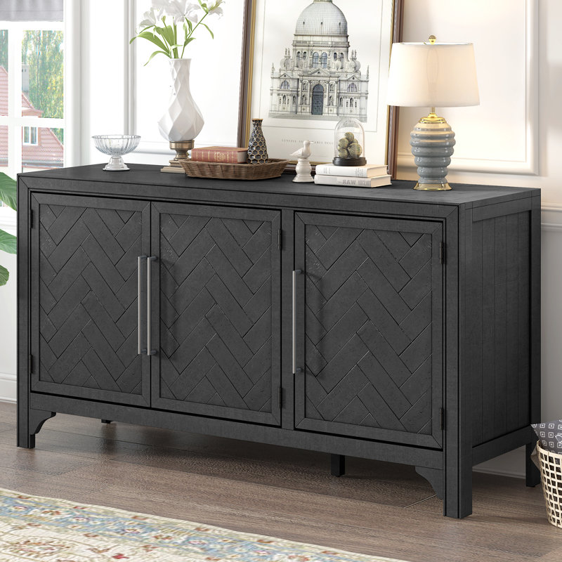 Armoire de rangement à trois portes American Design avec placage de pin, robuste et esthétique pour un usage résidentiel