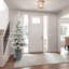 Arbre de Noël 4,5 pi avec base en pot, 150 lumières DEL blanc chaud, 720 pointes, branches en PVC PE avec 19 pommes de pin idéales pour les petits espaces et la décoration intérieure
