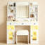  Bureau de coiffeuse avec miroir à DEL et armoires lumineuses en verre RVB, coiffeuse avec 3 tiroirs et tablettes de rangement, ensemble de coiffeuse avec tabouret et station de charge pour la chambre à coucher, blanc