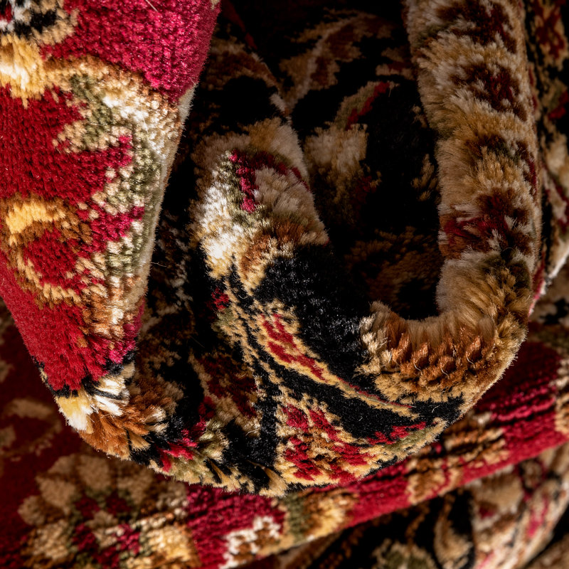 Belliere Sarouk Red Traditional Rug, Oval 5'3" x 6'10"