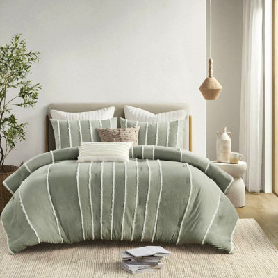 Couette sauge pour lit double/queen - 100 % coton, garnie de rayures et bordée de motifs contrastés. Maintient sa forme. Lavable à la machine. Garnissage en 3 pièces. Literie facile à laver à la machine.