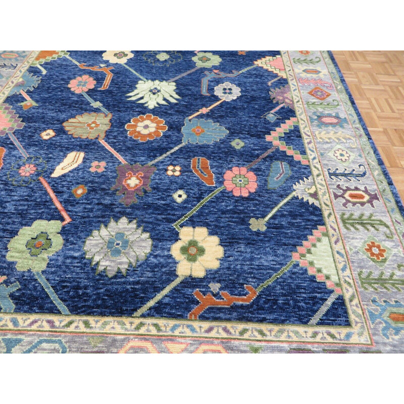 Tapis bleu marine unique de 8 pi x 9 pi 10 po