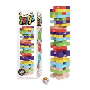 Persone che giocano a Jenga Giant alla fiera del gioco e dei giocattoli di  Quebec City - la Revanche, gioco da tavolo, centro fieristico ExpoCité Foto  stock - Alamy