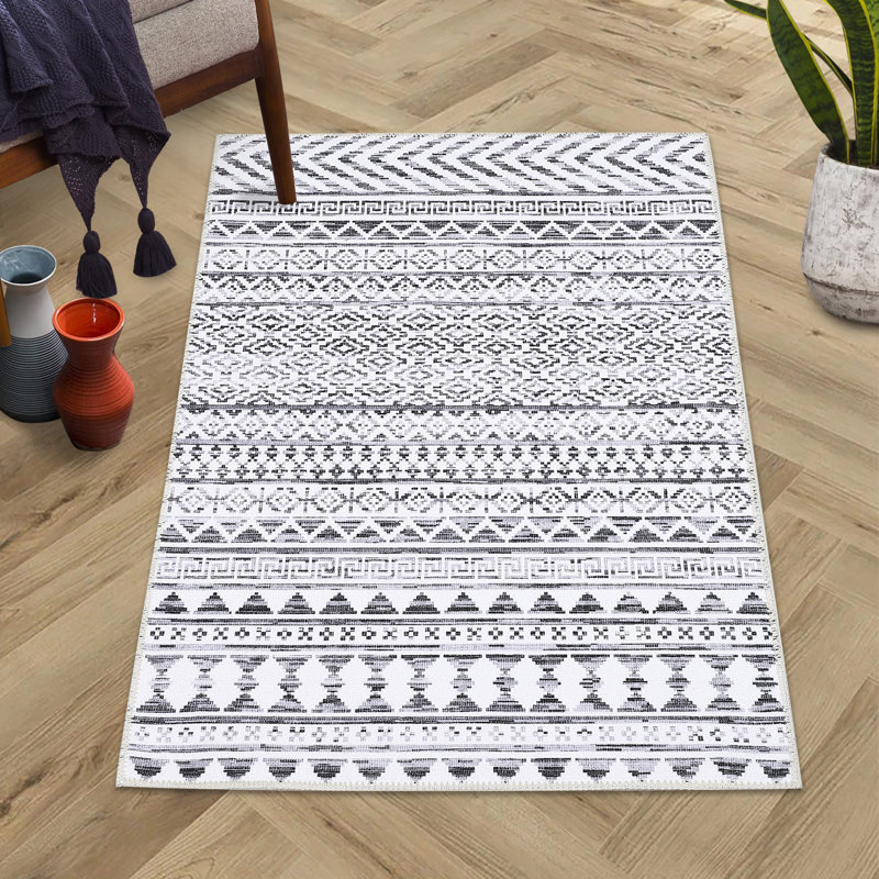 Karelia Washable Geometric Indoor Rug, Rectangle 3' x 5'