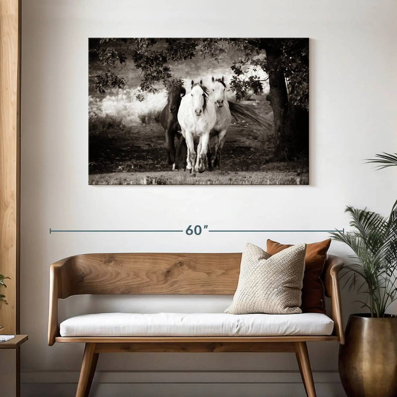 Crowle, trois chevaux sauvages sépia, H 30 po x l 45 po