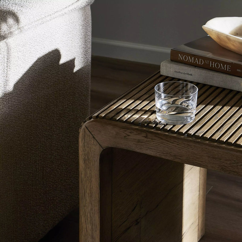 Leo End Table, Brown