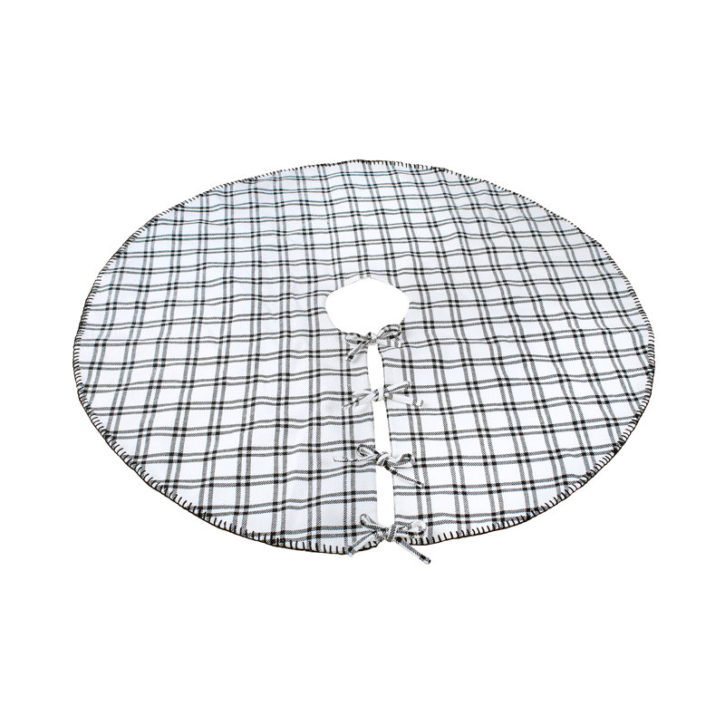 48" HGTV Home Collection Ric Rac Border Tree Skirt