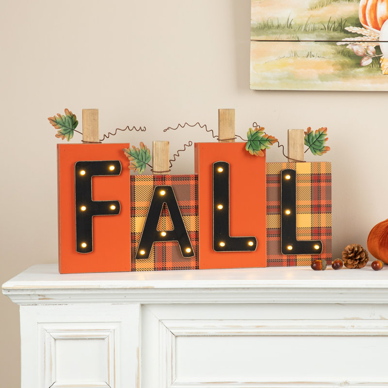 Wooden Pumpkins Lighted Table Decor
