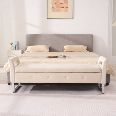 Banc de rangement en velours beige avec accoudoirs, idéal pour le salon, l'entrée ou la chambre.