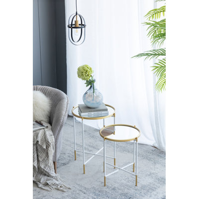 Ensemble de 2 tables d'appoint à plateau en miroir, L: P 18 x 23,5 po: P 16 x 20