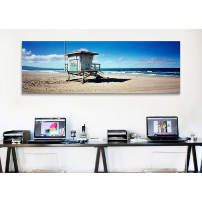 " Lifeguard hut on the beach8th Street Lifeguard Station, Manhattan Beach, Los Angeles County, California, USA " Color Photography