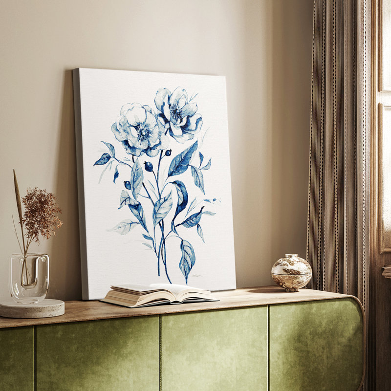 Indigo Wild Roses I -Galerie enveloppée Cavas, H 18 po x l 12 po