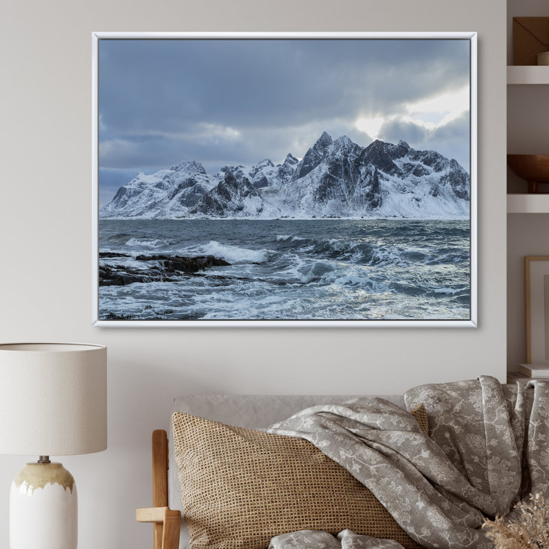 Dans le désert de l'Alaska I, H 30 po x l 40 po x P 1,5 po, Cadre flottant blanc