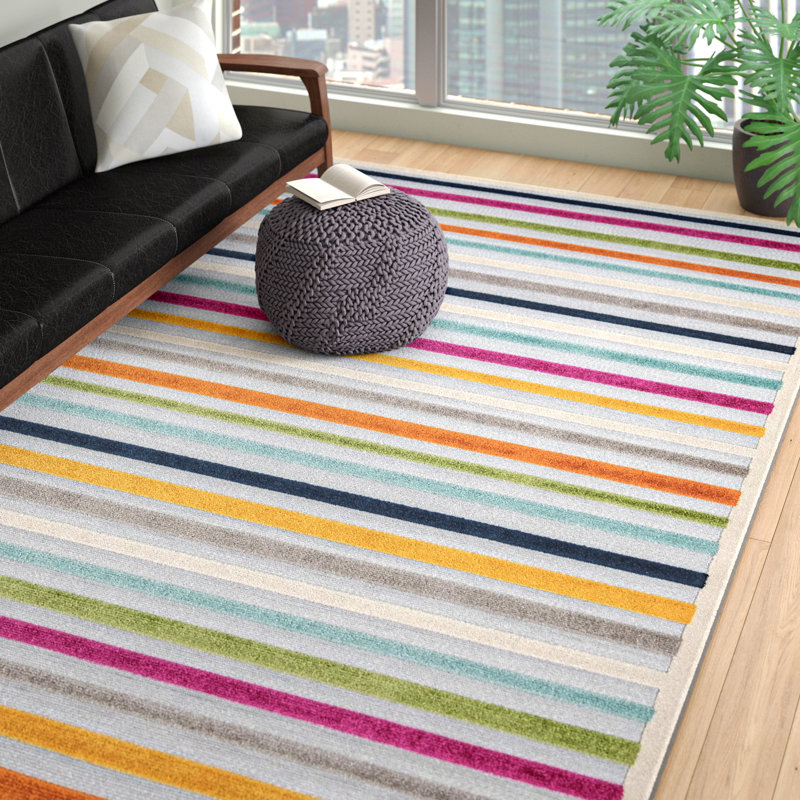 Striped Indoor / Outdoor Rug, Rectangle 6' x 9'