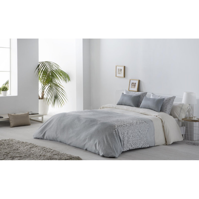 Sacha Duvet Cover, Pearl