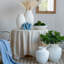 Vase rond en terre cuite au fini blanc naturel