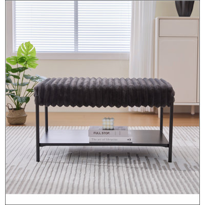 Repose-pieds avec repose-pieds de 30,7 po de large avec repose-pieds en métal, tabouret avec tablette de rangement ouverte en bois, tabouret de pied en fausse fourrure pour le salon, la chambre à coucher et le vestibule