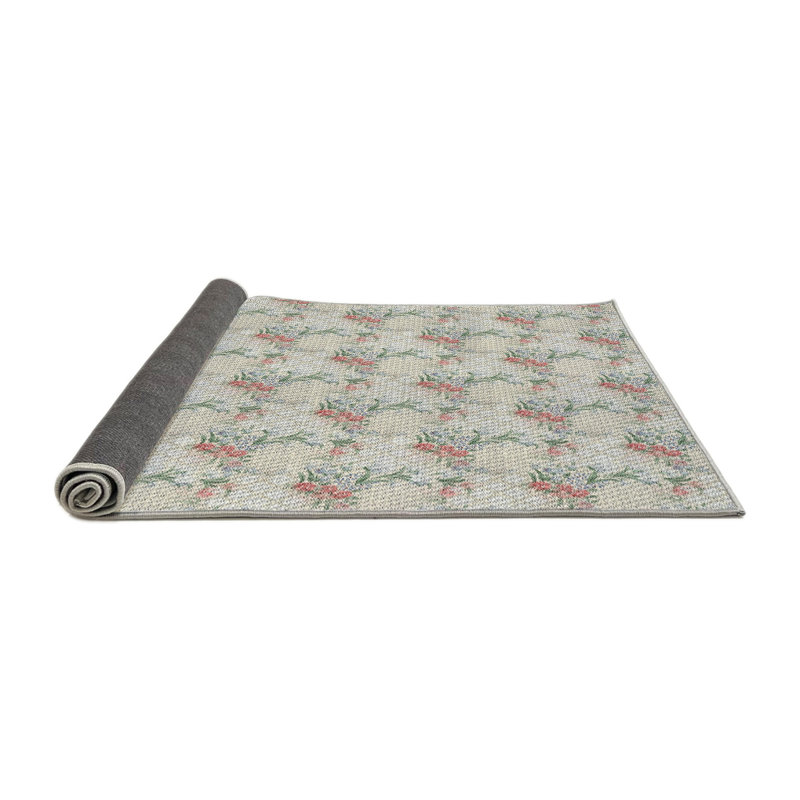 Tapis vert Domonic, Rond 7 pi