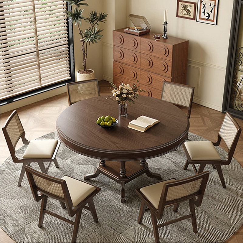 European style round retro dining table