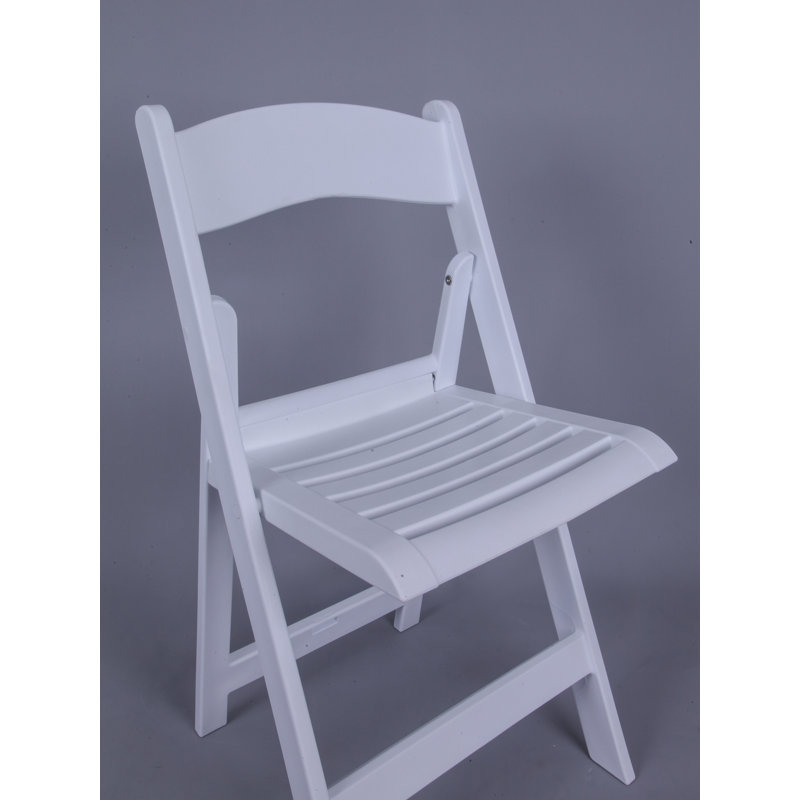 Chaise pliante en résine