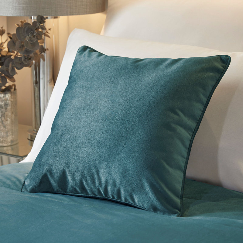 Chic 100% Polyester Bedspread, Blue