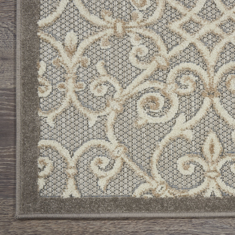 Miraloma Machine Woven Geometric Indoor / Outdoor Rug , Rectangle 5'3" x 7'5"