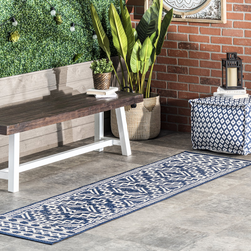 Kailob Southwestern Navy Indoor / Outdoor Area Rug, Runner 2' x 8'