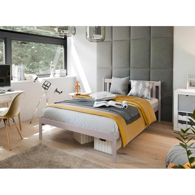 Bed, Cashmere