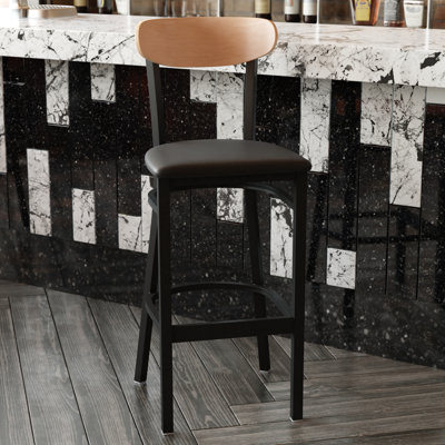 Tabouret de bar commercial en métal avec siège en bois et dossier Boomerang