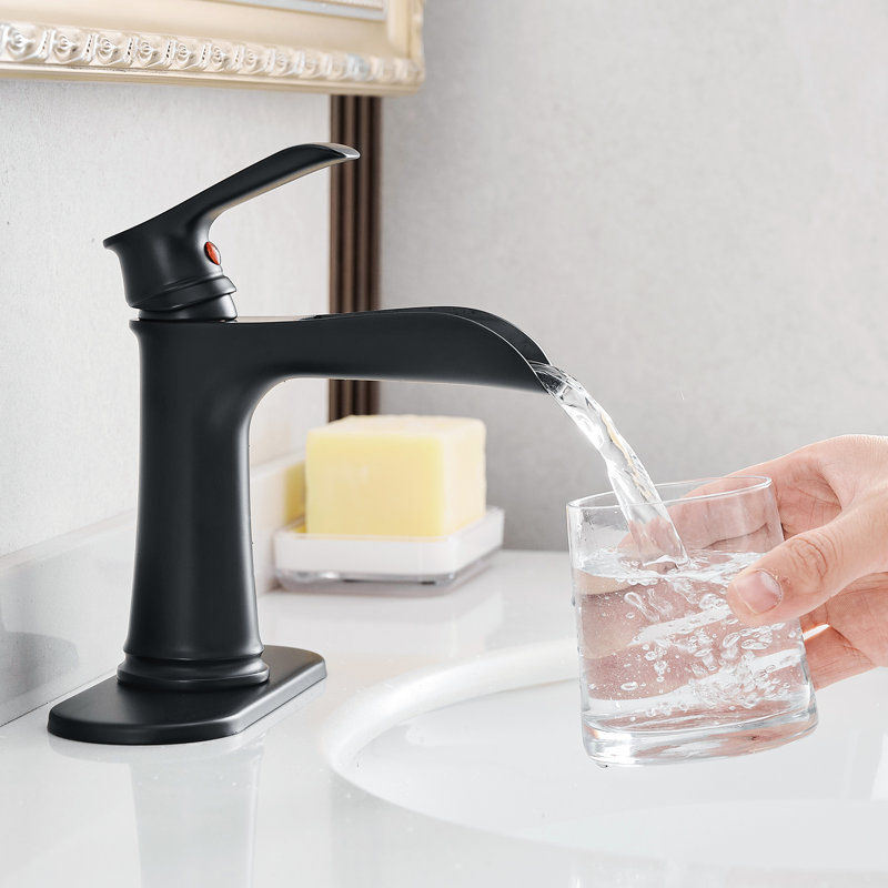 Robinet cascade de lavabo de salle de bain à une poignée, plaque de pont, noir mat, drain escamotable, conduites d'alimentation, contrôle, apparence géométrique, style de robinet latéral, installation de valve à cartouche