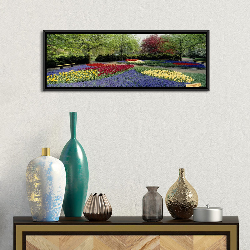 Reproduction de photo sur toile, H 24 po x l 72 po x P 1,5 po, Toile avec cadre noir