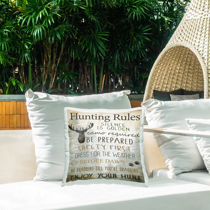 Coussin d'extérieur imprimé "Hunting Rules Rustic List" par Kim Allen