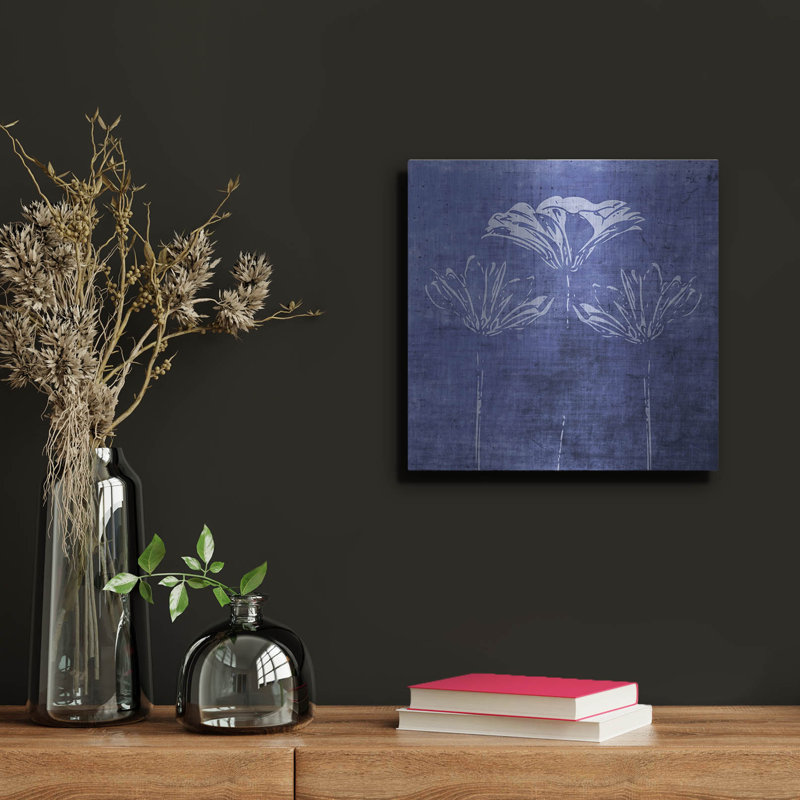 «Indigo Wild Flowers» par Linda Woods, H 12 po x l 12 po