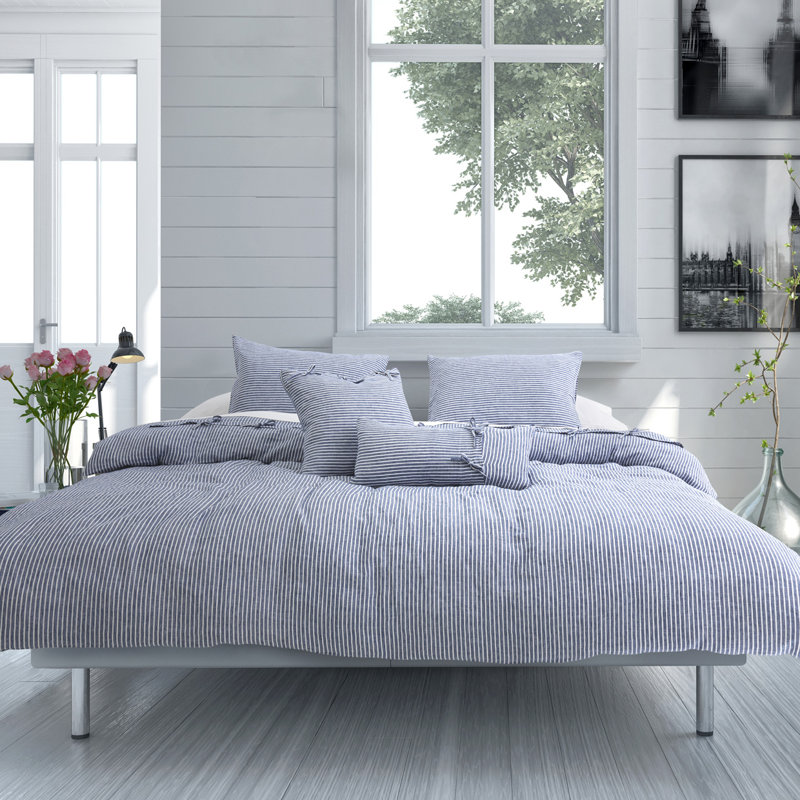 King Duvet Cover + 2 King Shams + 2 Throw Pillows, Marine Blue