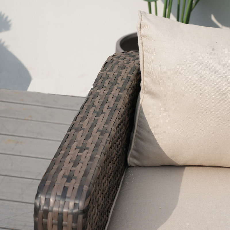 Lit de jour d'extérieur en osier avec coussins 88,98 po Anazco, Beige, Brun