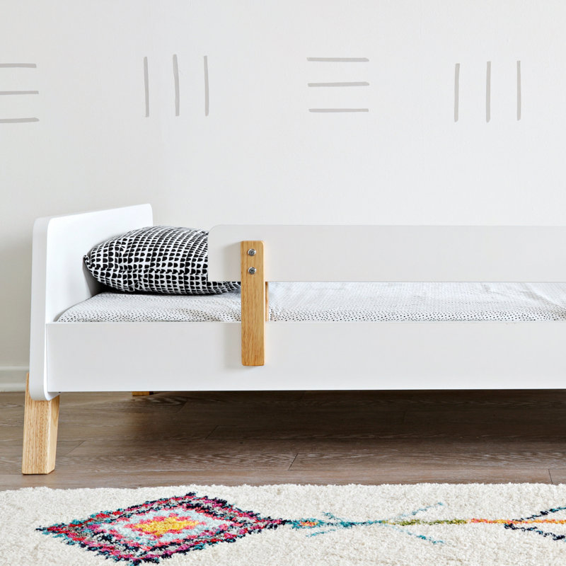 Muse Toddler Bed, White/Natural