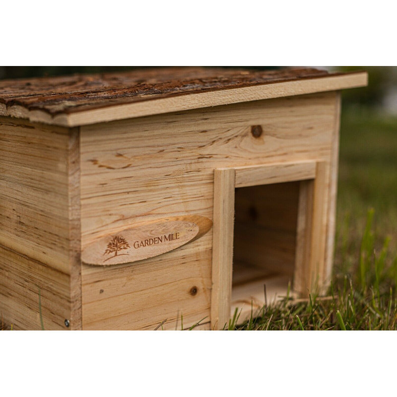 Acheritou Freestanding Hedgehog House