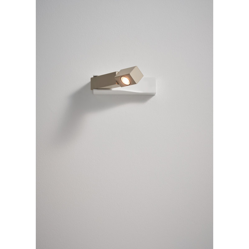 WÚ 1 - Light Armed Sconce, Oatmeal/Matte White