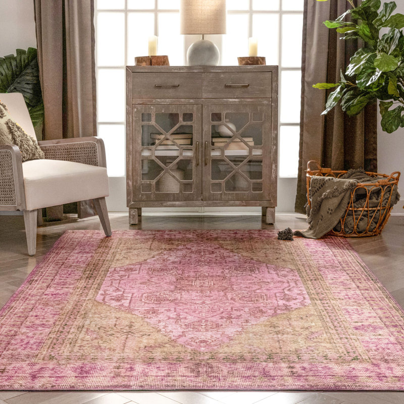 Nile Oriental Area Rug, Rectangle 152 x 214cm