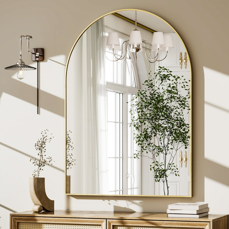 Miroir de salle de bain mural en aluminium avec cadre arqué - Basics by Wayfair ™, Doré, H 38 po x l 26 po x P 0,54 po