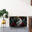 Buffet Buffet avec rangement Yin Yang foncé avec roses rouges et cœurs avec 2 portes pour le salon et la cuisine