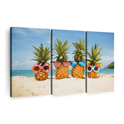 " Funny Pineapple Fruit "