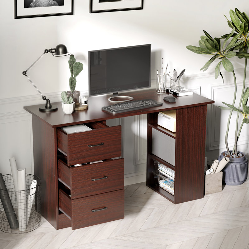Bureau d'ordinateur Cynthnie