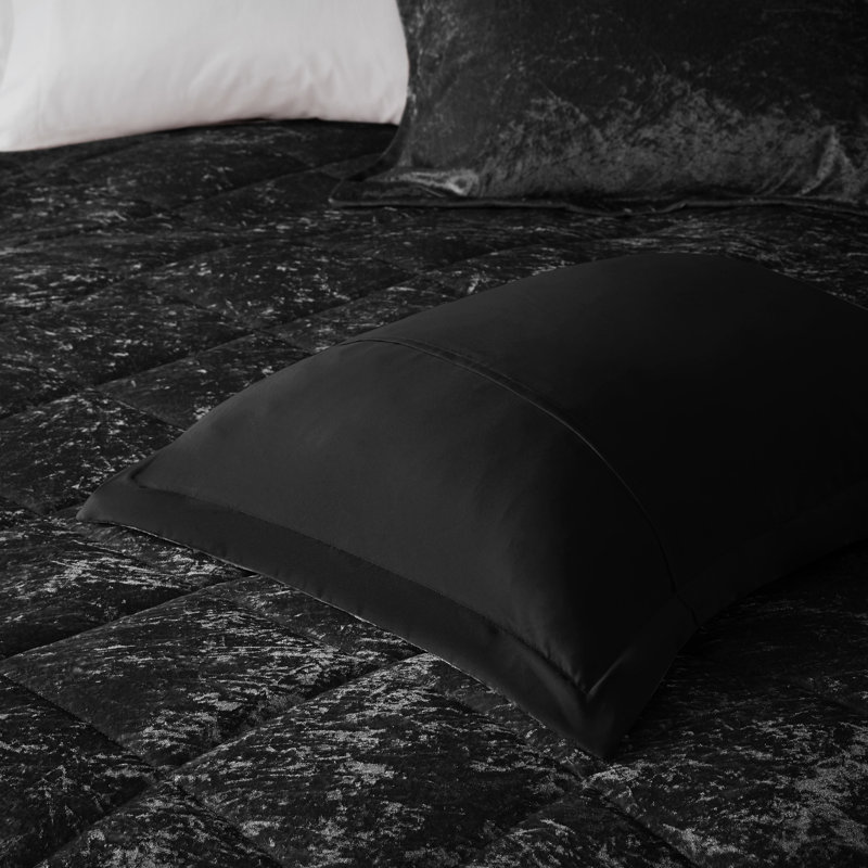 Felicia Crushed Velvet Quilted Duvet Set with Throw Pillow, Black, King/Cal King Duvet Cover + 2 Shams +Throw Pillow