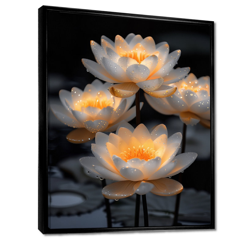 «White Yellow Yellow Reflections Photo I - Lotus», reproduction d'art murale, H 12 po x l 20 po, Cadre flottant noir