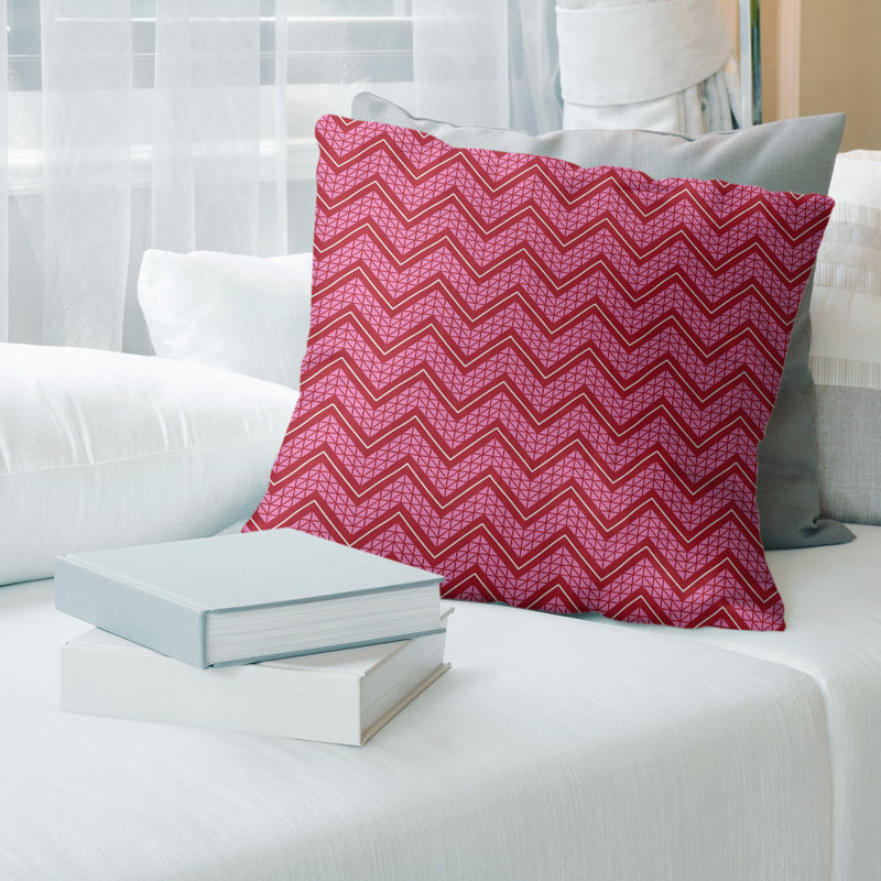 Coussin décoratif 14 po, 18 po x 18 po, Chevrons, Rouge/jaune/rose