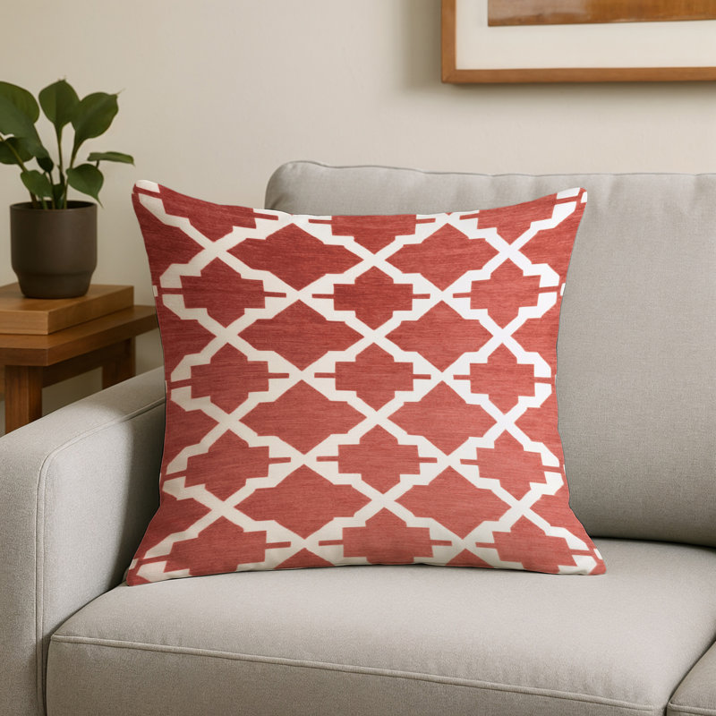 Coussin décoratif intérieur et extérieur beige Trellis, Treillis rouge 410, Carré Carré 16 po